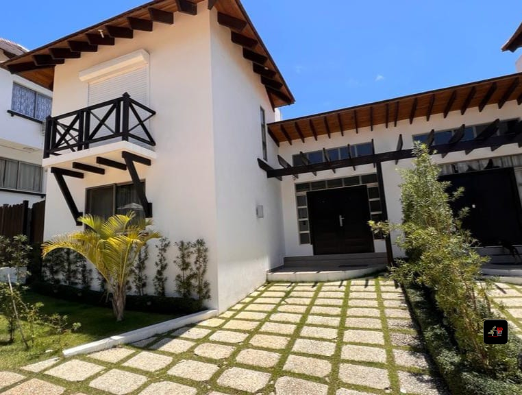 Villa Veraniega Coco I amueblada en venta