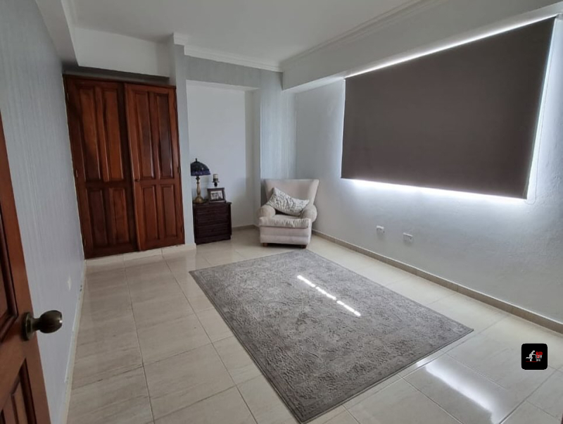 Hermoso yamplio apartamento en venta. Gazcue, Distrito Nacional