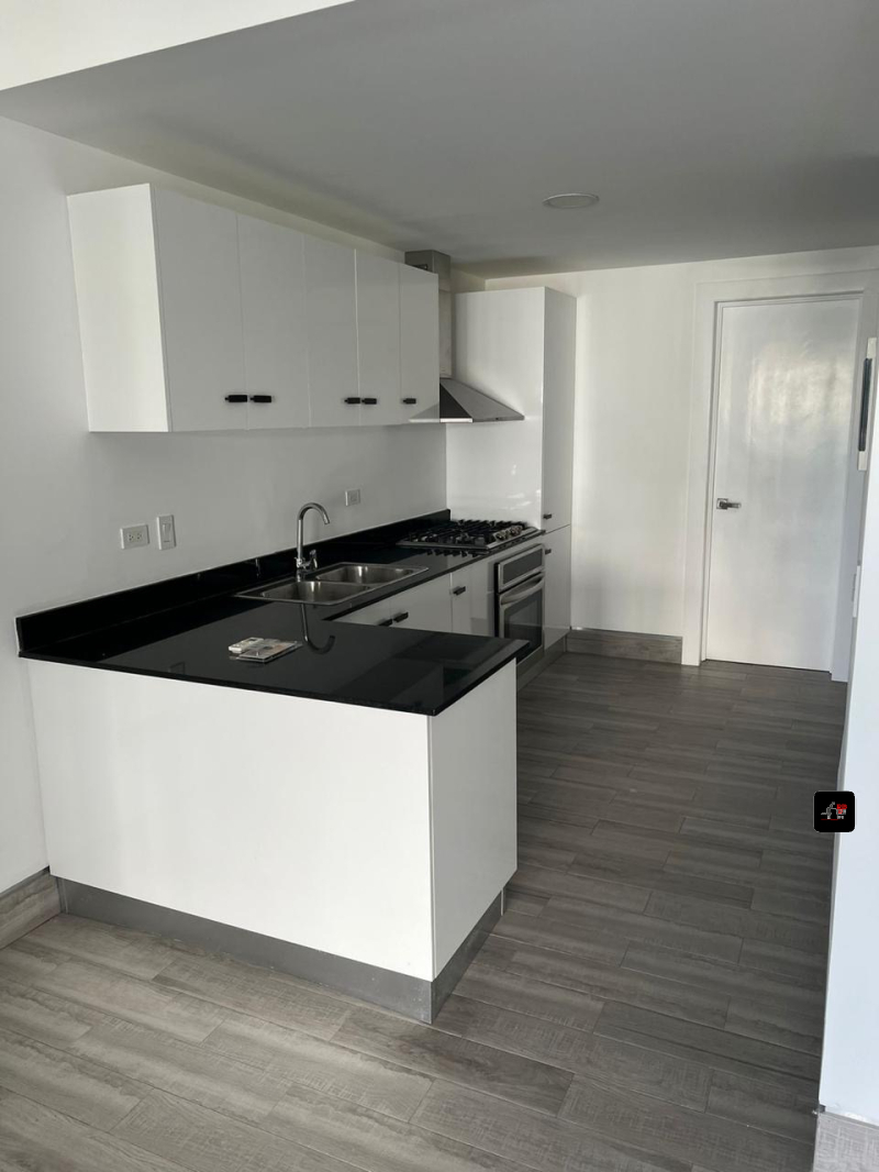 Se Renta Apartamento en Botanika.