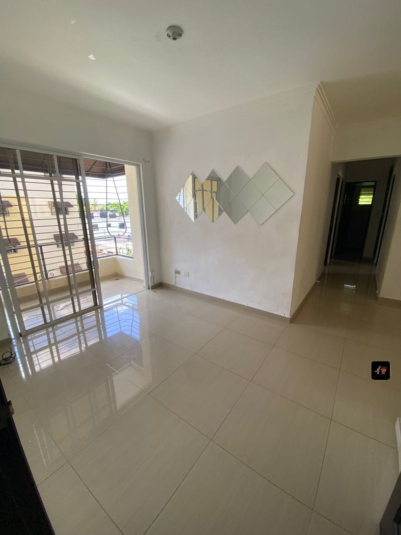 RD$5,500,000 Vendo apartamento en tercer nivel en sector Vista Hermosa