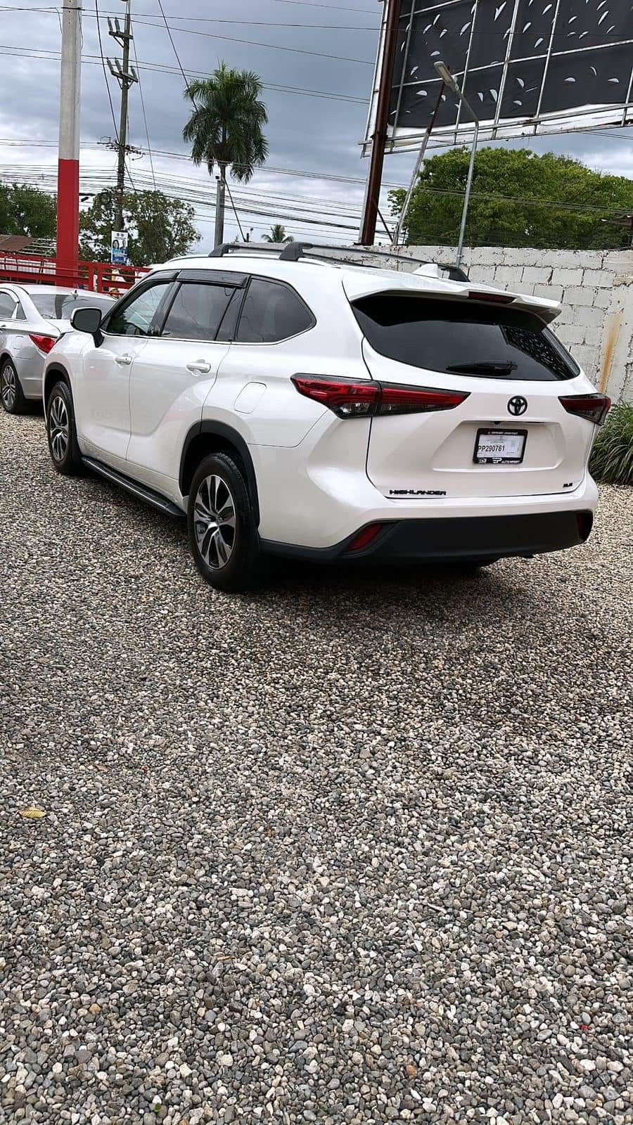 TOYOTA HIGHLANDER 2021 XLE