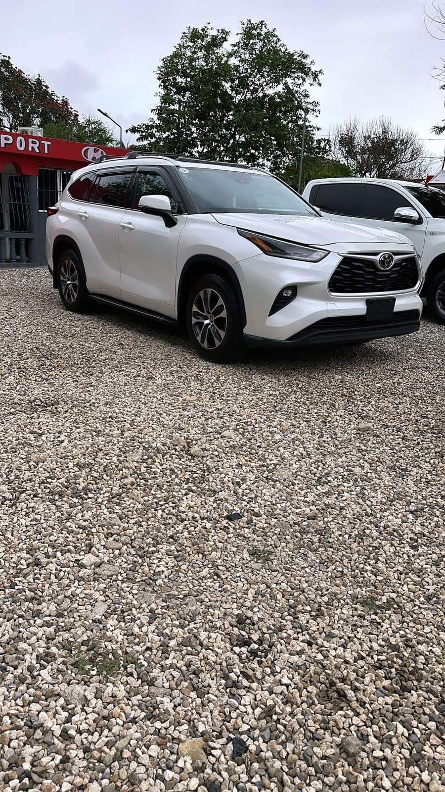 TOYOTA HIGHLANDER 2021 XLE