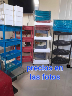 Organizadores plásticos de cuatro niveles. blanco, azul, rojo ?precios en las fotos