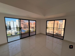 Apartamento listo de 3 habitaciones en venta ubicado en Ensanche Quisqueya - Excelente ubicación próximo a La 27 de Febrero