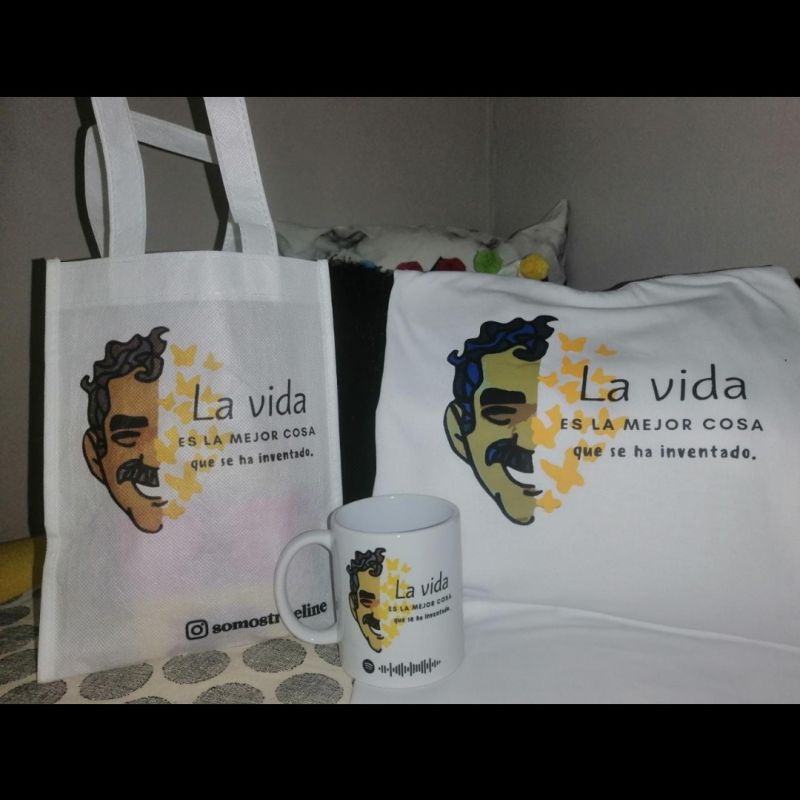 Franelas personalizadas de tu preferencia incluye taza,franela y funda ecolÃ³gica 