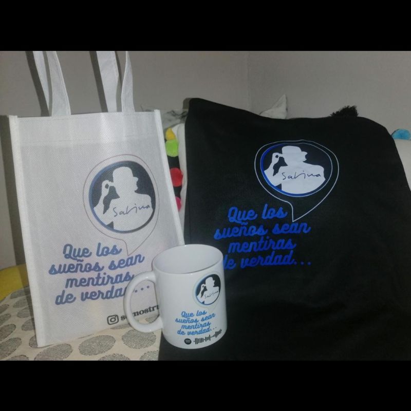 Franelas personalizadas de tu preferencia incluye taza,franela y funda ecolÃ³gica 