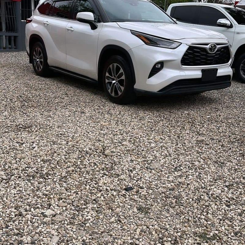 TOYOTA HIGHLANDER 2021 XLE